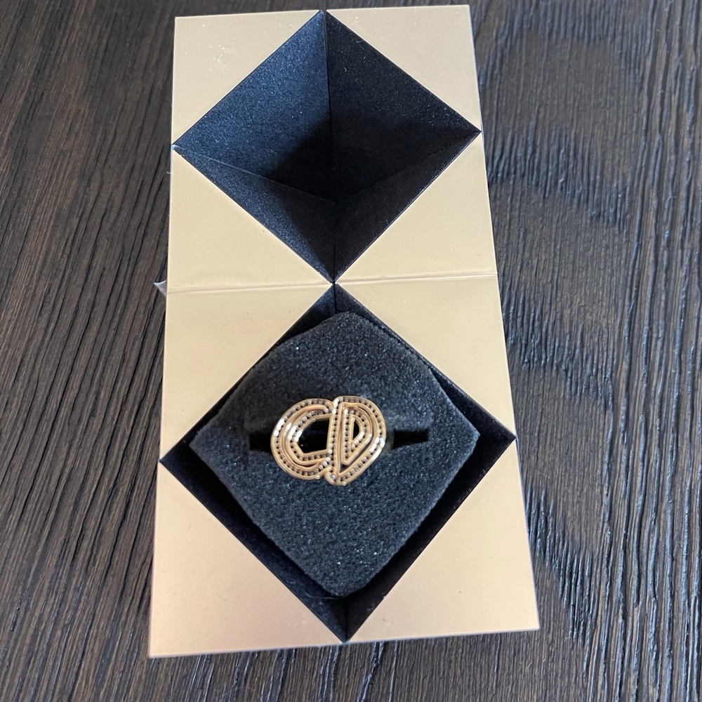 Christian Dior Ring
